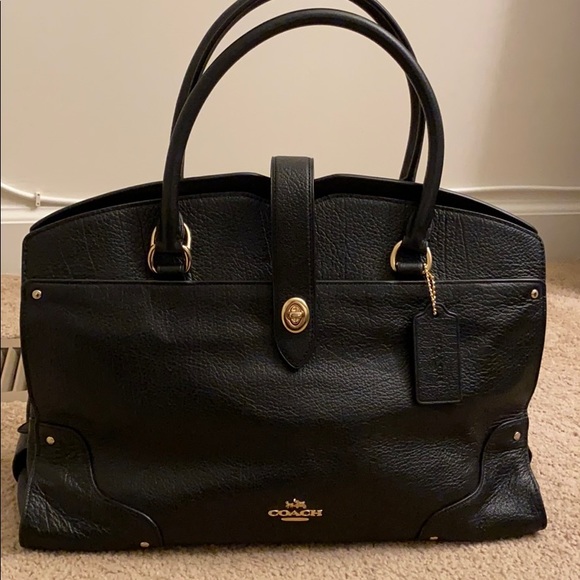 Coach Handbags - Authentic Coach Grain Mercer Purse